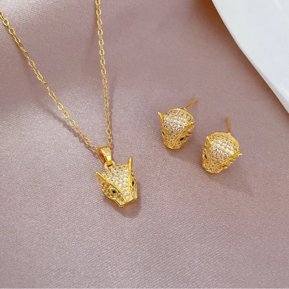 18K Gold Micro Pave Diamond Inlay Panther Head Necklace & Earring Set No Fade - Picture 4 of 5